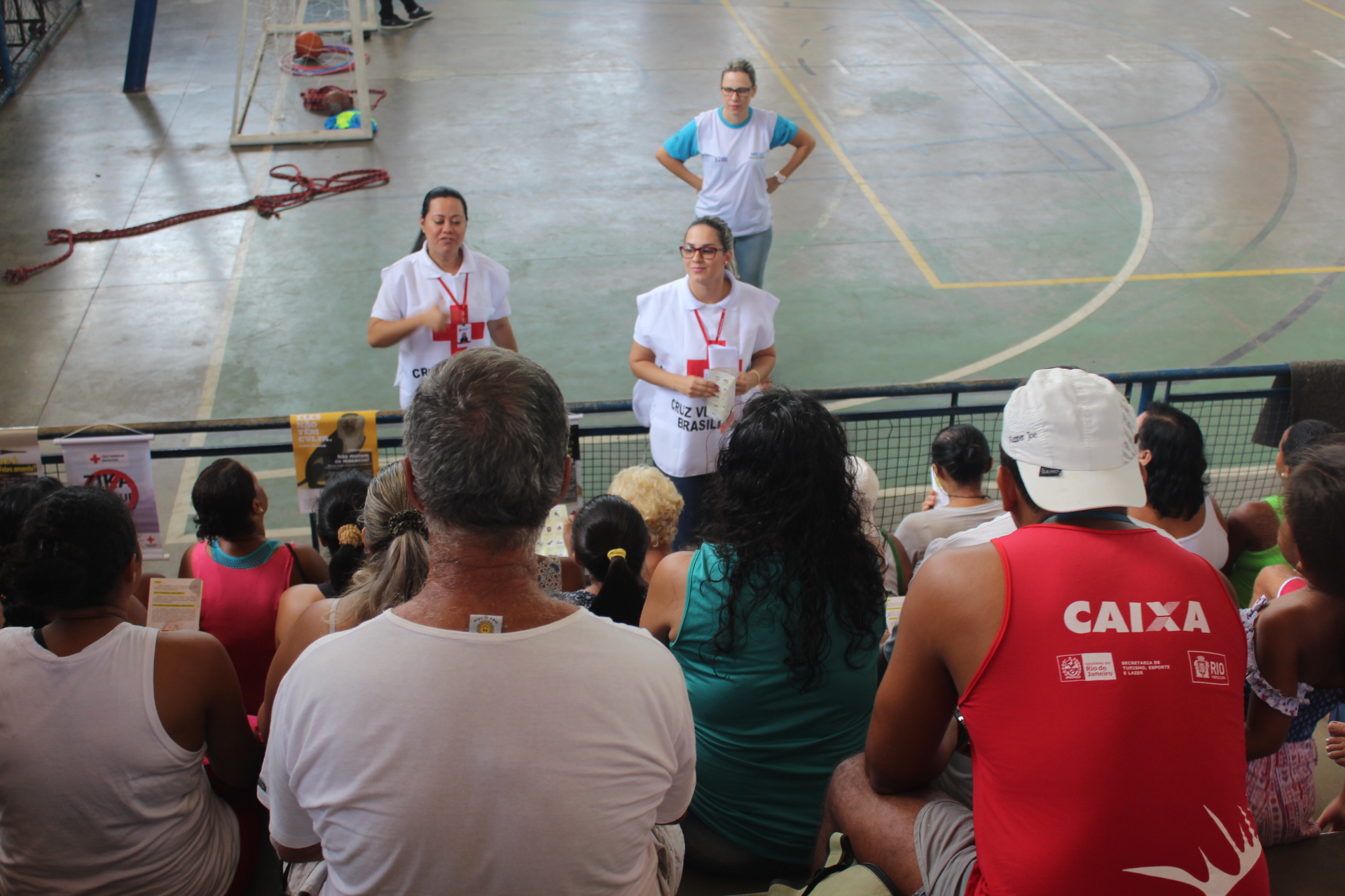 Cruz Vermelha Brasileira faz ação de combate à febre amarela no Complexo da Maré (1)
