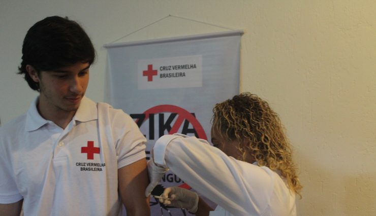 Cruz Vermelha Brasileira vacina 1.554 pessoas no ‘Dia D’ contra a febre amarela (1)