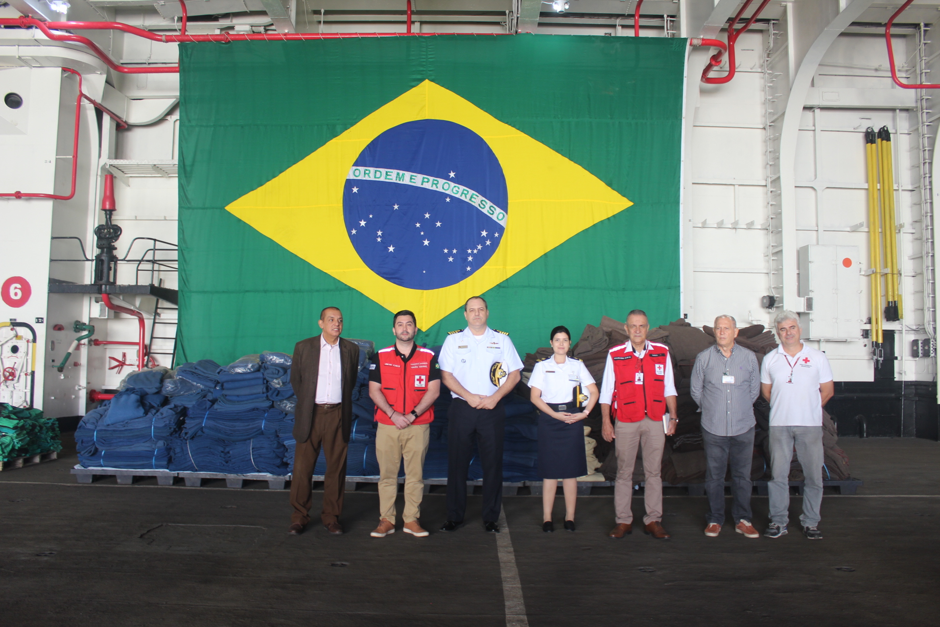 Marinha do Brasil faz doação à filial do Rio de Janeiro da Cruz Vermelha Brasileir