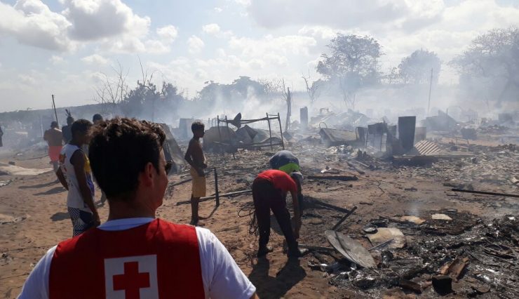 Cruz Vermelha Brasileira pede ajuda para vítimas de incêndio em Natal (3)