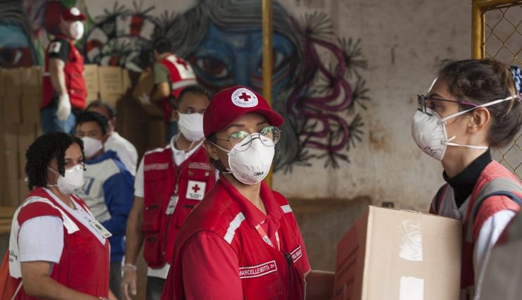 Cruz Vermelha Brasileira - São Paulo entrega cestas básicas e itens de higiene pessoal em aldeia na zona norte da capital (1)