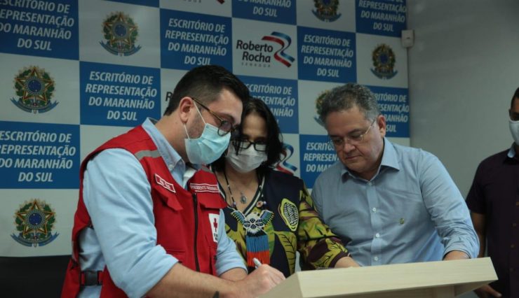 Convênio firmado com a Cruz Vermelha Brasileira beneficiará quebradeiras de coco no MA (2)